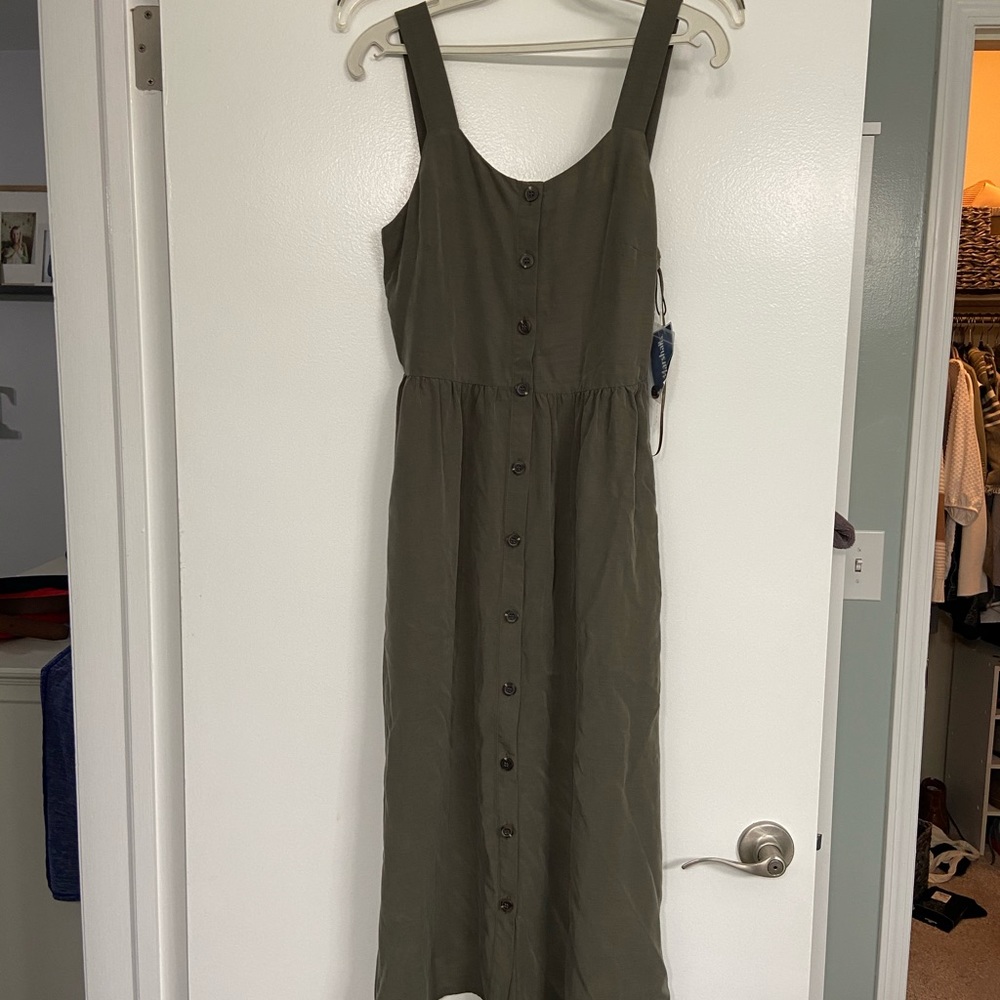 Nicole Miller Midi Button front dress
